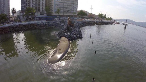 Santos é vulnerável ao avanço do mar? geobags santos ponta da praia